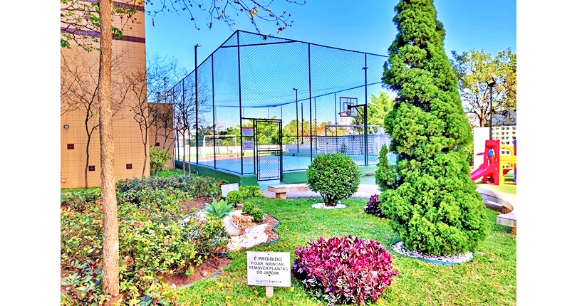 Lindo Apartamento à venda no Bairro do Parque Maria Domitila na Rua Willis Roberto Banks 401