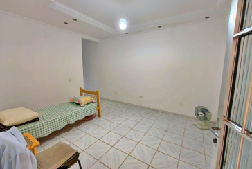 Sobrado à venda no Bairro do Conjunto Habitacional Turística na Rua Sérgio Britto,