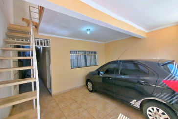 Sobrado à venda no Bairro do Conjunto Habitacional Turística na Rua Sérgio Britto,