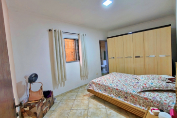 Sobrado à venda no Bairro do Conjunto Habitacional Turística na Rua Sérgio Britto,