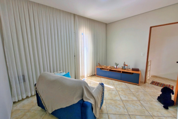 Sobrado à venda no Bairro do Conjunto Habitacional Turística na Rua Sérgio Britto,