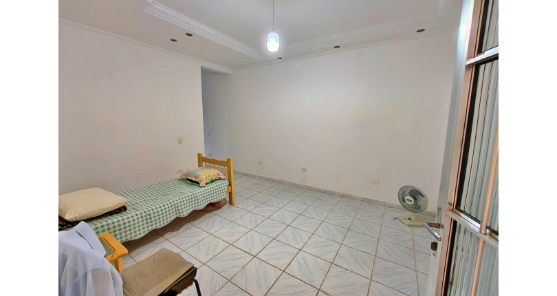 Sobrado à venda no Bairro do Conjunto Habitacional Turística na Rua Sérgio Britto,