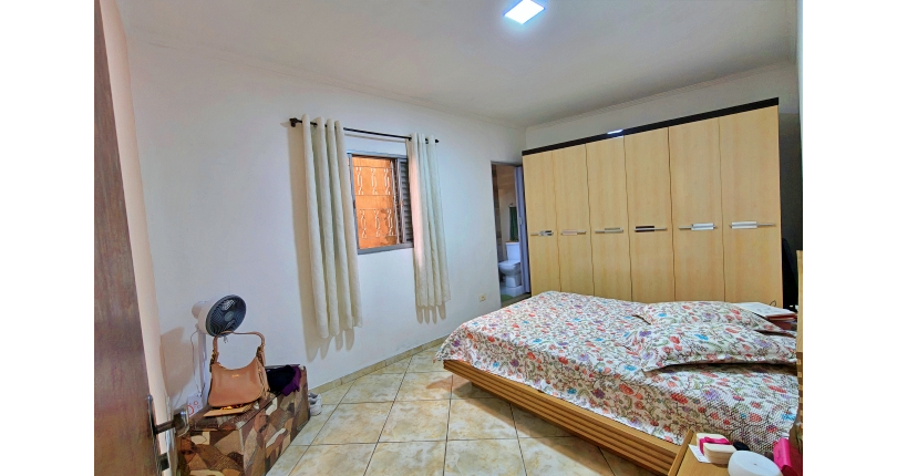Sobrado à venda no Bairro do Conjunto Habitacional Turística na Rua Sérgio Britto,