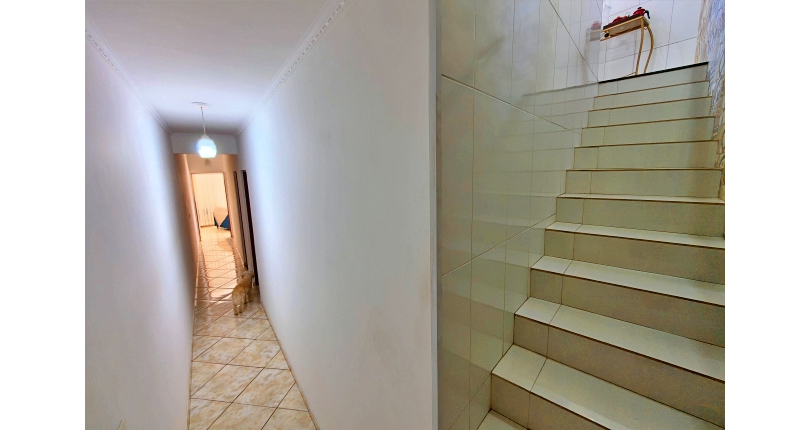 Sobrado à venda no Bairro do Conjunto Habitacional Turística na Rua Sérgio Britto,