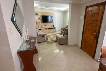 Sobrado à venda no Bairro do Jardim Regina na Rua Antônio Raiol
