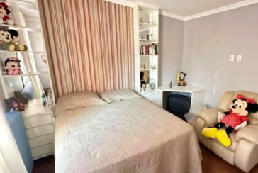 Sobrado à venda no Bairro do Jardim Regina na Rua Antônio Raiol