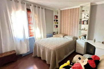 Sobrado à venda no Bairro do Jardim Regina na Rua Antônio Raiol