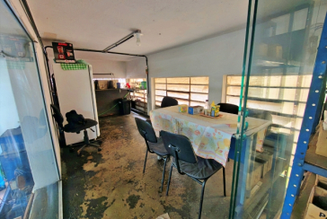 Imóvel Comercial à venda no Bairro do Parque Maria Domitila na Rua Francisco Basílio de Melo