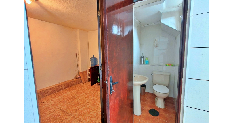 Sobrado à venda no Bairro da Vila Anglo Brasileira na Rua Professor Ciridião Buarque,