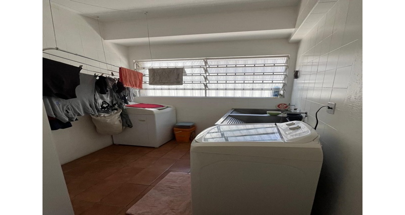 Sobrado á venda no Bairro da Vila Jaguara na Rua Altamira do Paraná