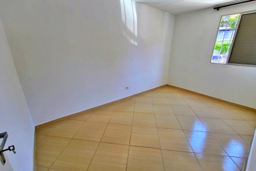 Apartamento à venda no Bairro do Jardim Santa Mônica na Avenida Santa Monica 593