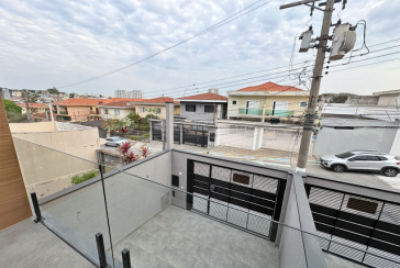 Sobrado novo à venda no Bairro do Parque São Domingos na Rua Eurípedes Torres 94