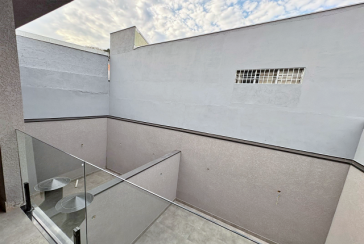 Sobrado novo à venda no Bairro do Parque São Domingos na Rua Eurípedes Torres 94