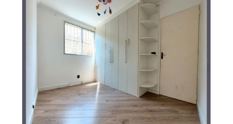 Apartamento à venda no Bairro da Vila Clarice na Avenida Guilherme Mankel 518