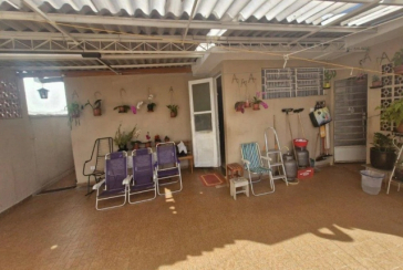 Casa Térrea à venda no Bairro do Jardim Felicidade (Zona Oeste) na Rua Rosálio José da Conceição