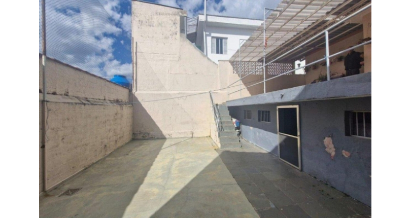 Casa Térrea à venda no Bairro do Jardim Felicidade (Zona Oeste) na Rua Rosálio José da Conceição