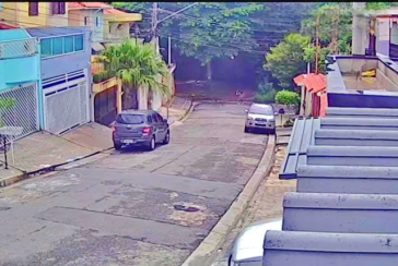 Sobrado à venda no Bairro do Jardim Pinheiros na Rua Alex Lizal,