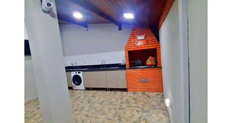 Sobrado à venda no Bairro do Jardim Pinheiros na Rua Alex Lizal,