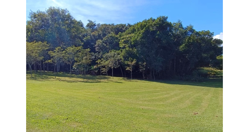 Terreno de Alto Padrão à venda em Cabreúva no Bairro do Jacaré na Avenida Adolpho João Traldi, no Condomínio Quintal do Pinhal,
