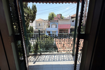 Sobrado à venda no Bairro do Jardim Regina na Rua Benedito Lacerda,