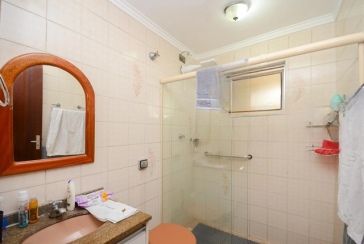 Casa Térrea à venda no Bairro do Parque São Domingos na Rua Homero Sales