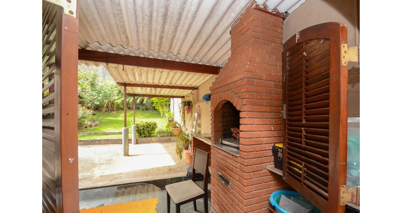 Casa Térrea à venda no Bairro do Parque São Domingos na Rua Homero Sales