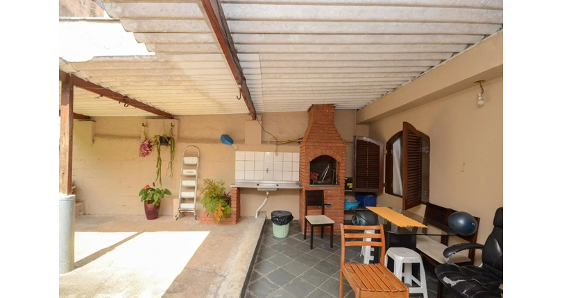 Casa Térrea à venda no Bairro do Parque São Domingos na Rua Homero Sales