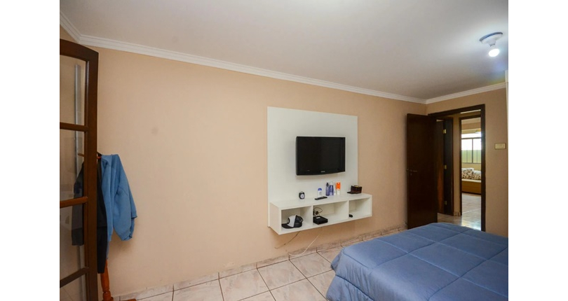 Casa Térrea à venda no Bairro do Parque São Domingos na Rua Homero Sales