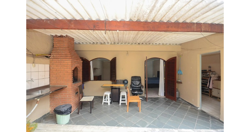 Casa Térrea à venda no Bairro do Parque São Domingos na Rua Homero Sales