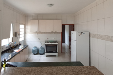 Casa à venda em Mongaguá no Bairro do Balneário Plataforma II, na Avenida Munhoz Miguel Bonilha