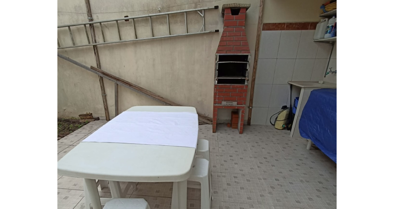 Casa à venda em Mongaguá no Bairro do Balneário Plataforma II, na Avenida Munhoz Miguel Bonilha