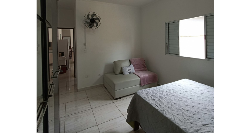 Casa à venda em Mongaguá no Bairro do Balneário Plataforma II, na Avenida Munhoz Miguel Bonilha