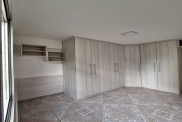 Apartamento à venda no Bairro do Jardim Regina na Avenida Agenor Couto de Magalhães 222