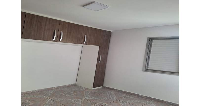 Apartamento à venda no Bairro do Jardim Regina na Avenida Agenor Couto de Magalhães 222