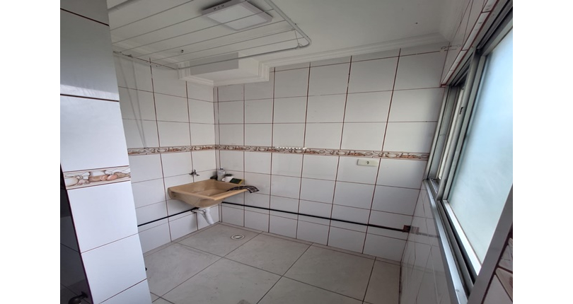 Apartamento à venda no Bairro do Jardim Regina na Avenida Agenor Couto de Magalhães 222