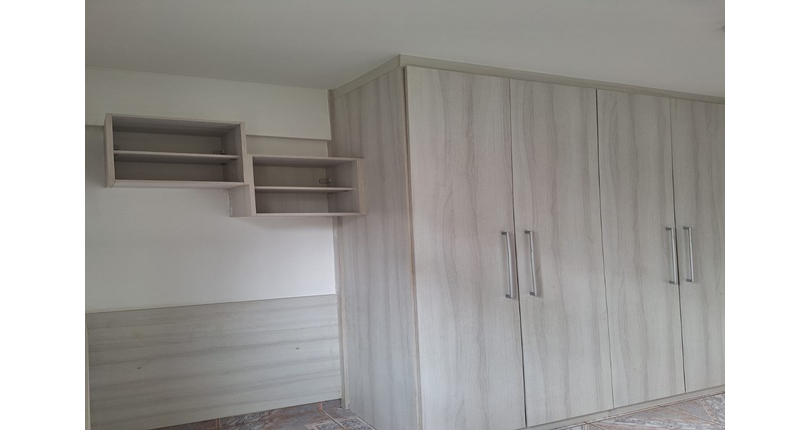 Apartamento à venda no Bairro do Jardim Regina na Avenida Agenor Couto de Magalhães 222