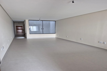 Sobrado novo à venda no Bairro da Vila Santa Edwiges na Rua Cipriano de Góis 56