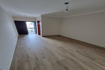 Sobrado novo à venda no Bairro da Vila Santa Edwiges na Rua Cipriano de Góis 56
