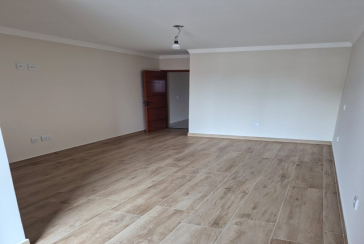 Sobrado novo à venda no Bairro da Vila Santa Edwiges na Rua Cipriano de Góis 56