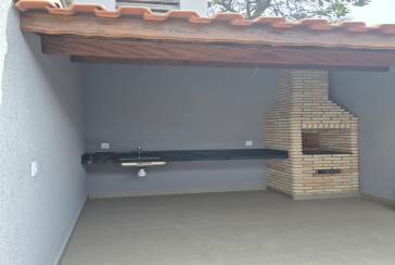 Sobrado novo à venda no Bairro da Vila Santa Edwiges na Rua Cipriano de Góis 58