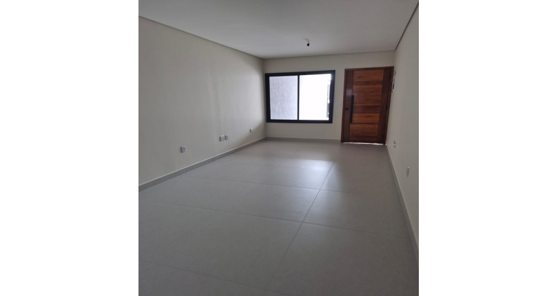 Sobrado novo à venda no Bairro da Vila Santa Edwiges na Rua Cipriano de Góis 58