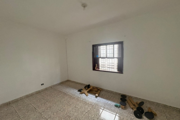  Casa Térrea à venda no Bairro do Parque São Domingos na Rua João Batista Botelo,