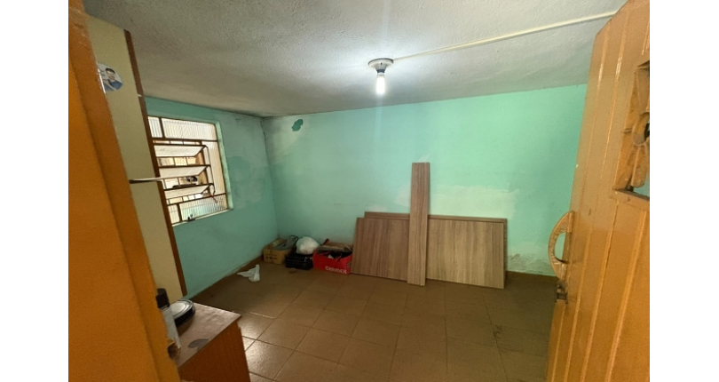  Casa Térrea à venda no Bairro do Parque São Domingos na Rua João Batista Botelo,