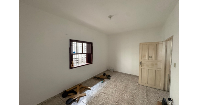 Casa Térrea à venda no Bairro do Parque São Domingos na Rua João Batista Botelo,