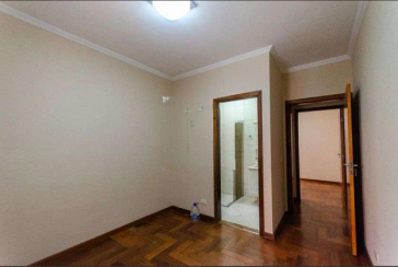 Sobrado à venda no Bairro da Vila Palmeiras na Rua José Benedito Mari