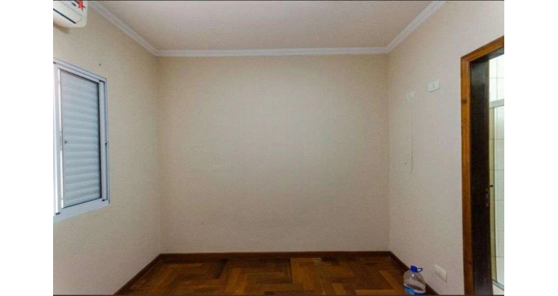 Sobrado à venda no Bairro da Vila Palmeiras na Rua José Benedito Mari