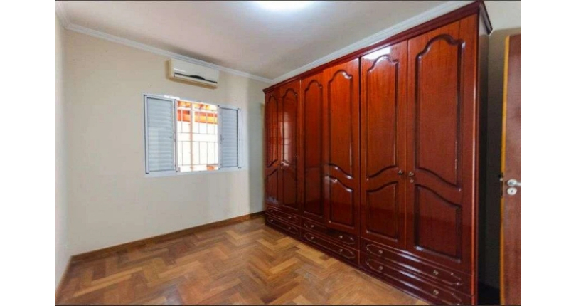 Sobrado à venda no Bairro da Vila Palmeiras na Rua José Benedito Mari