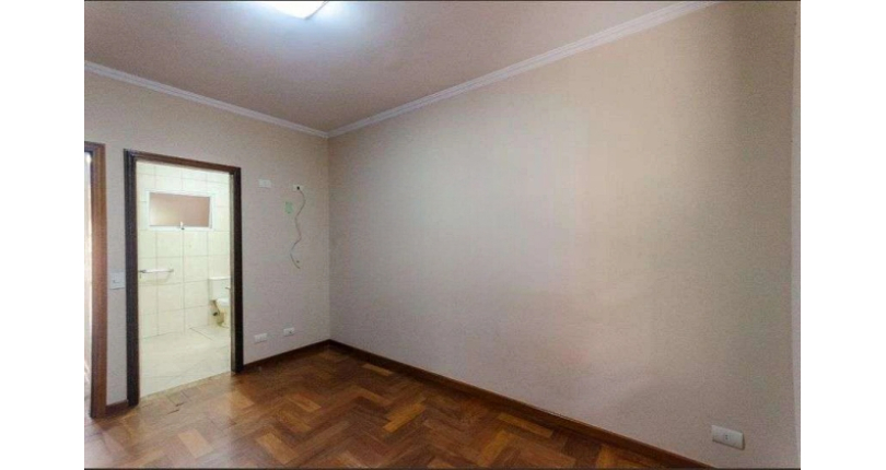 Sobrado à venda no Bairro da Vila Palmeiras na Rua José Benedito Mari