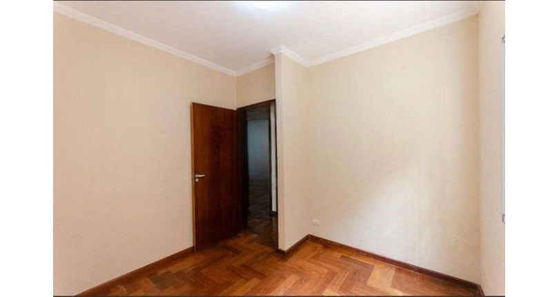 Sobrado à venda no Bairro da Vila Palmeiras na Rua José Benedito Mari