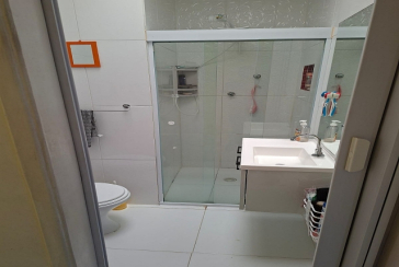 Sobrado à venda no Bairro do Jardim Mangalot na Rua General Lauro Cavalcanti de Farias 